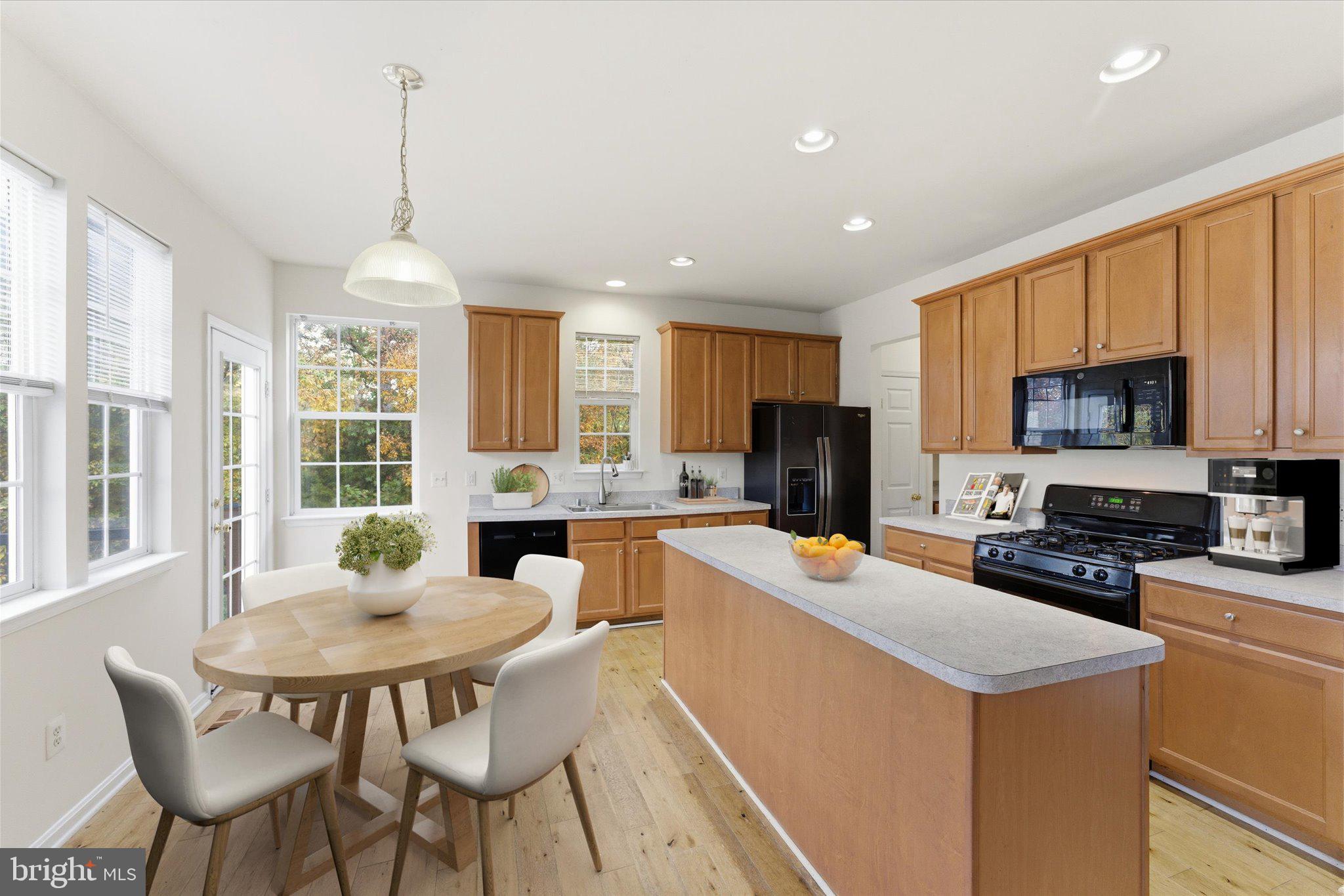 9758 TOMBRECK COURT