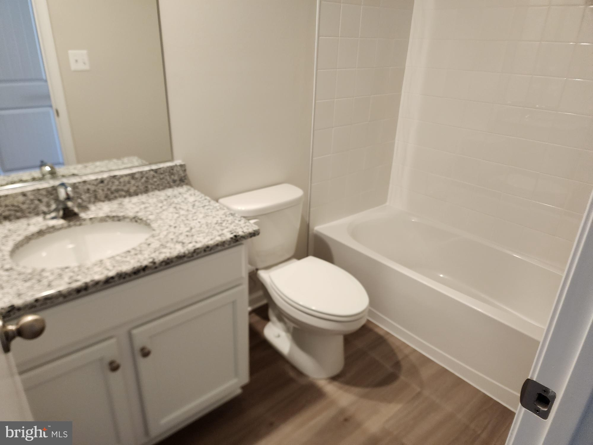 HOMEPLACE AT RIVERSIDE - Residential Lease