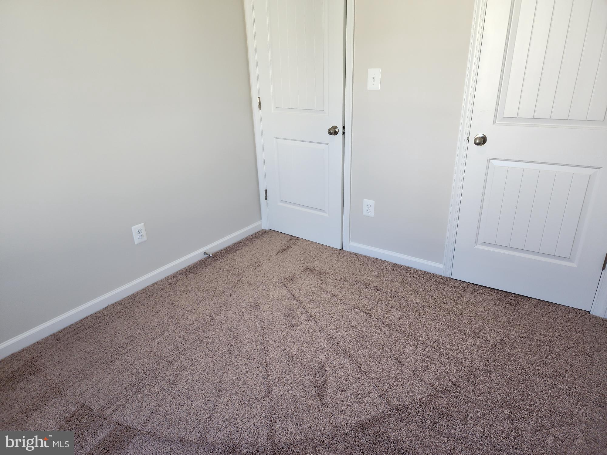 HOMEPLACE AT RIVERSIDE - Residential Lease