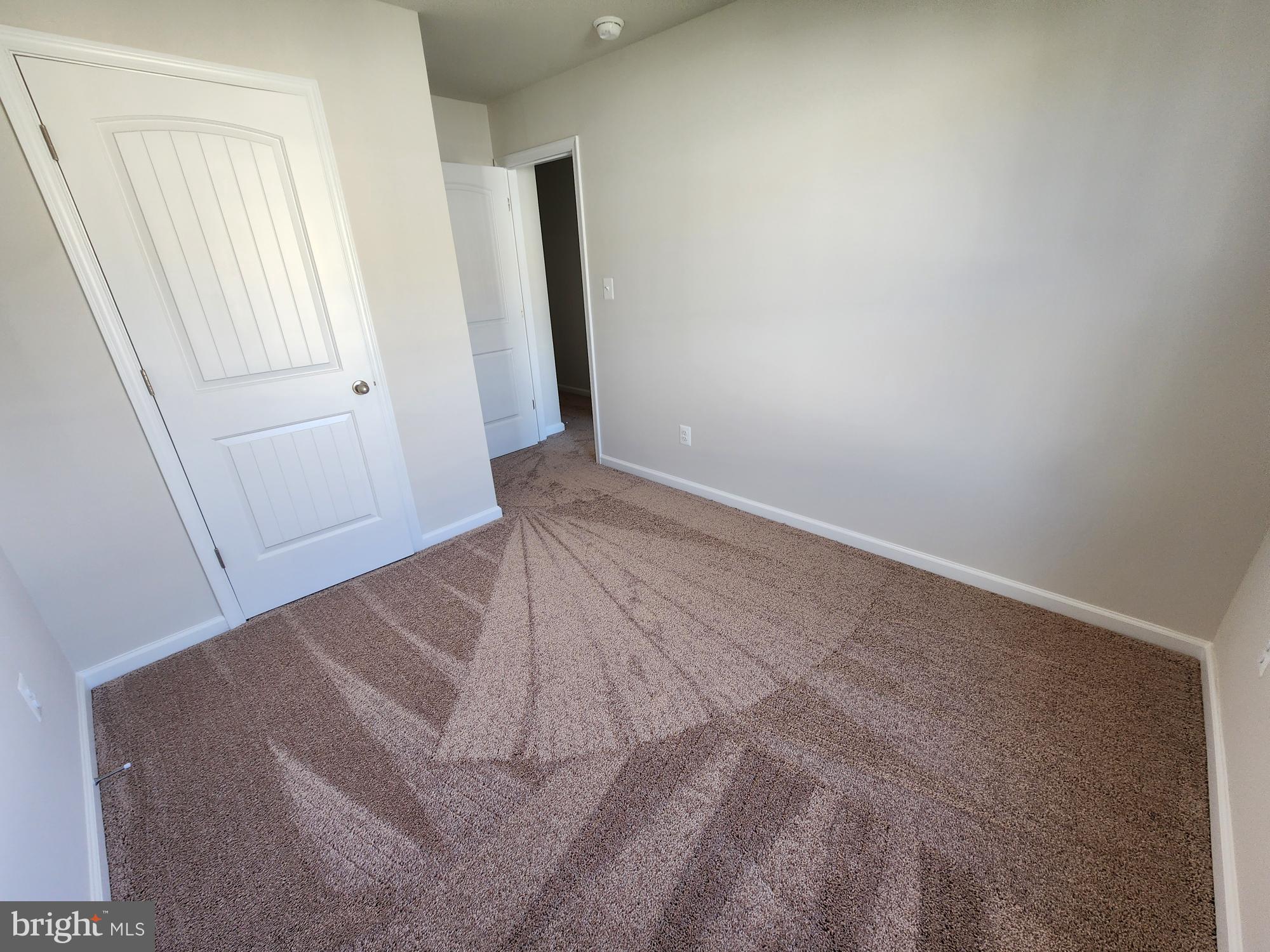 HOMEPLACE AT RIVERSIDE - Residential Lease