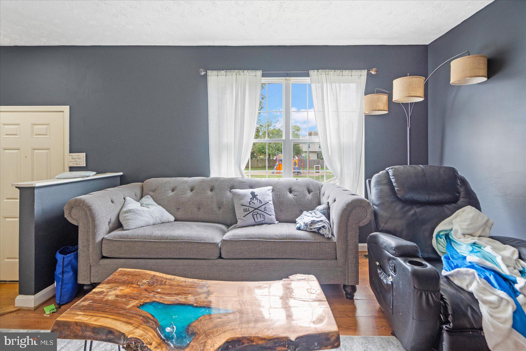 OXFORD LANDING - Residential