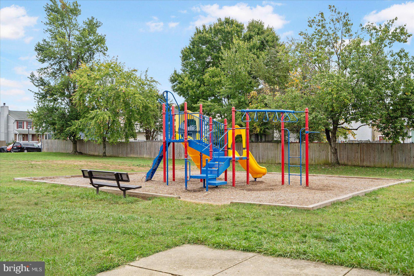 OXFORD LANDING - Residential