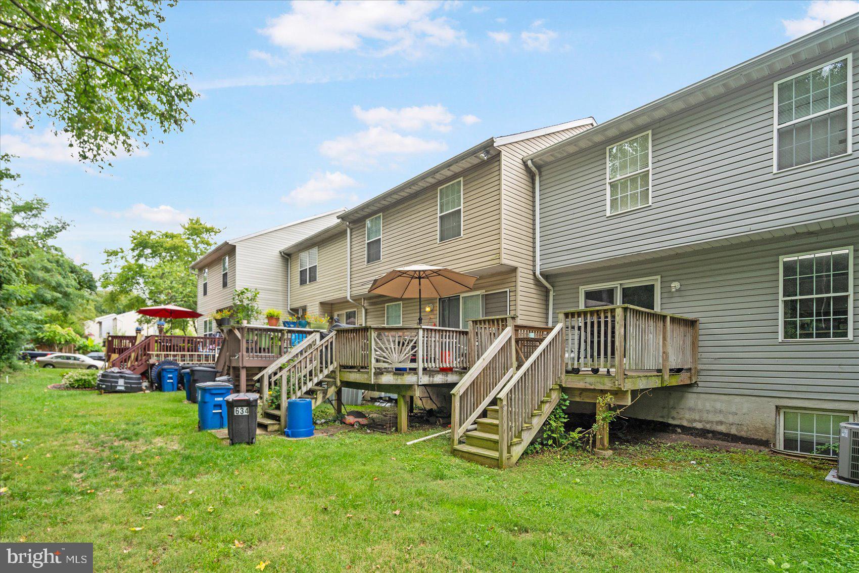 OXFORD LANDING - Residential