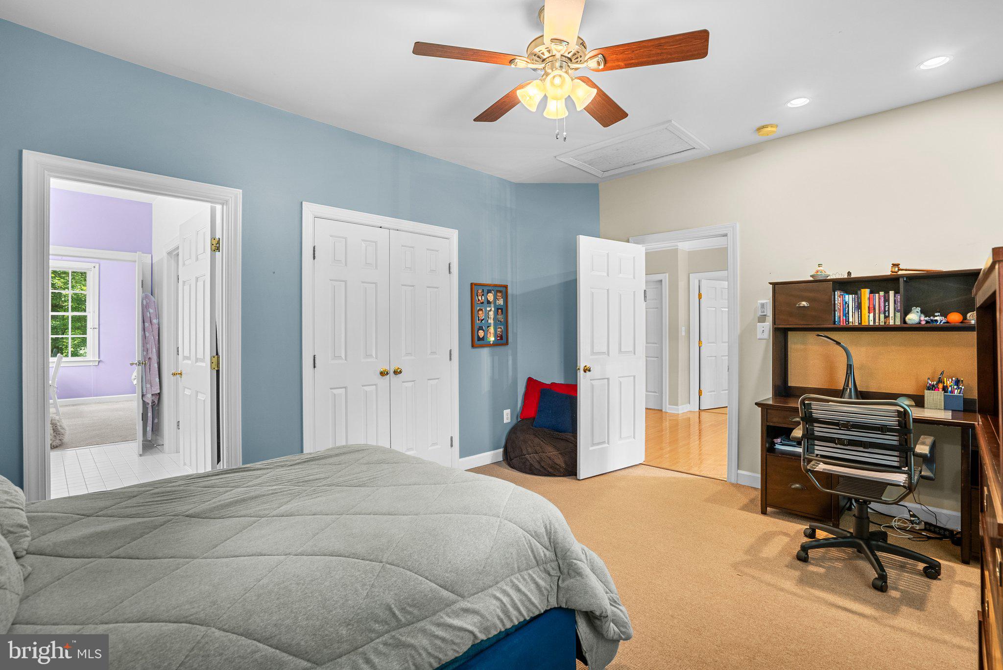 LAKELANDS - Residential