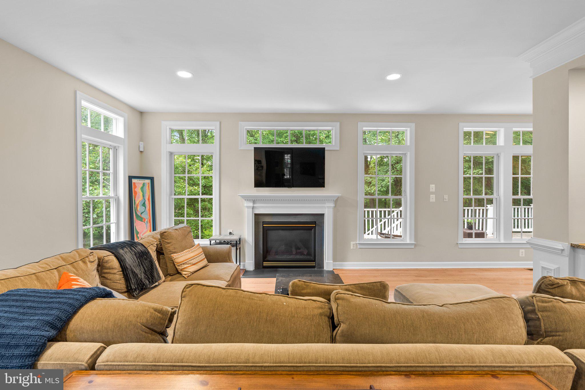 LAKELANDS - Residential