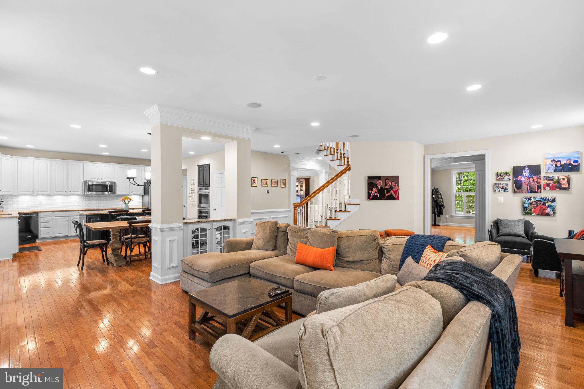 LAKELANDS - Residential