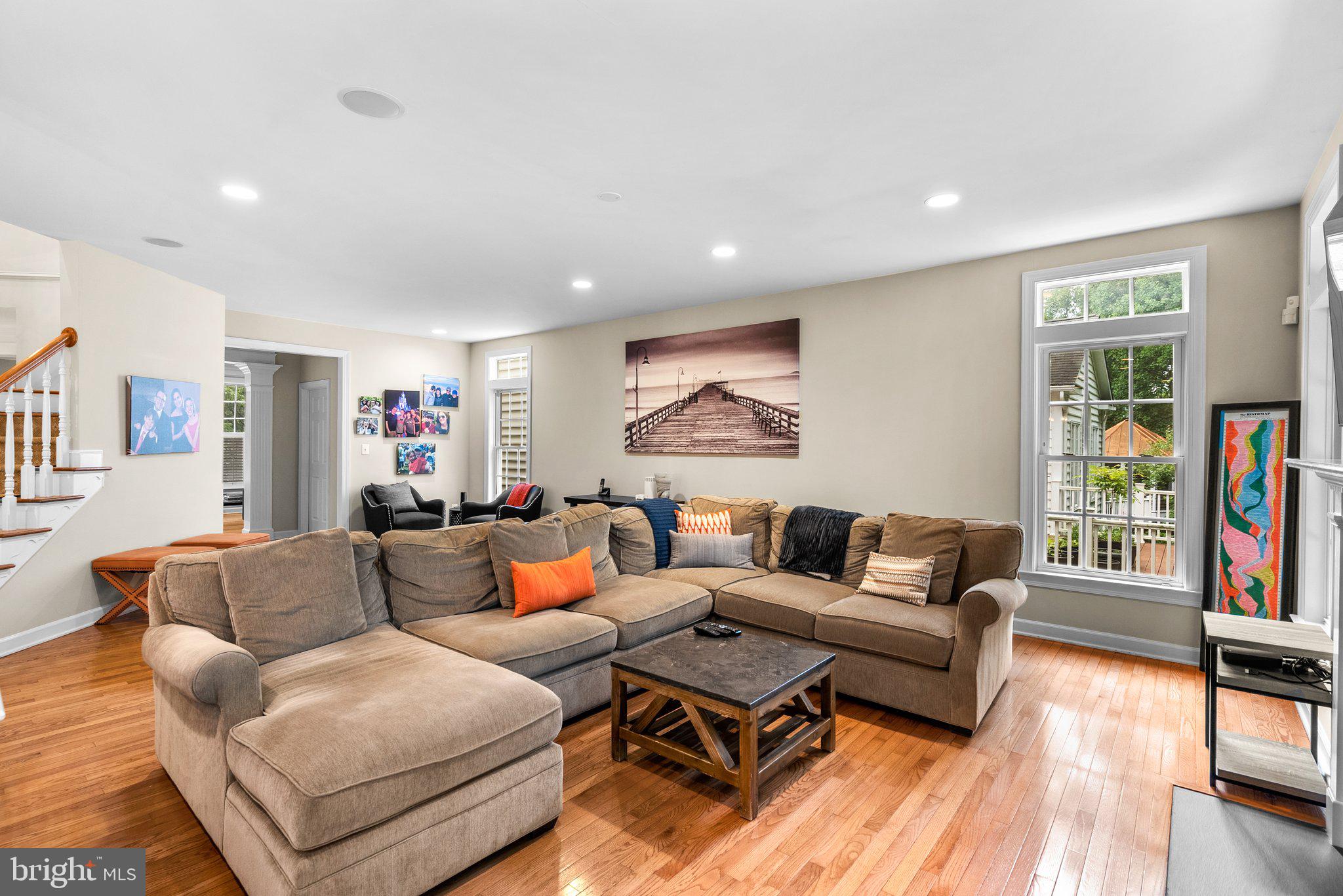 LAKELANDS - Residential