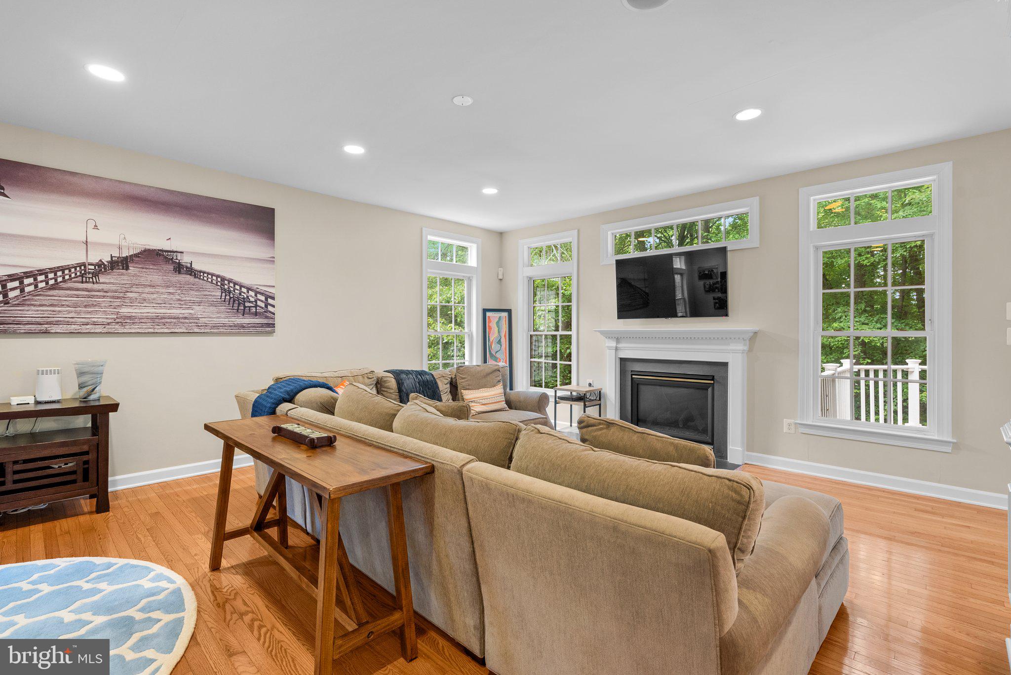 LAKELANDS - Residential