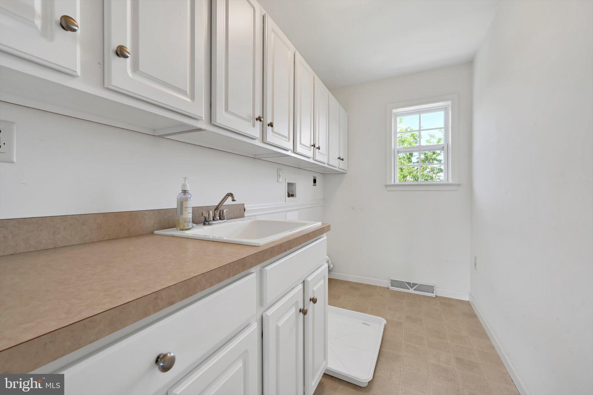 CHELTENHAM - Residential