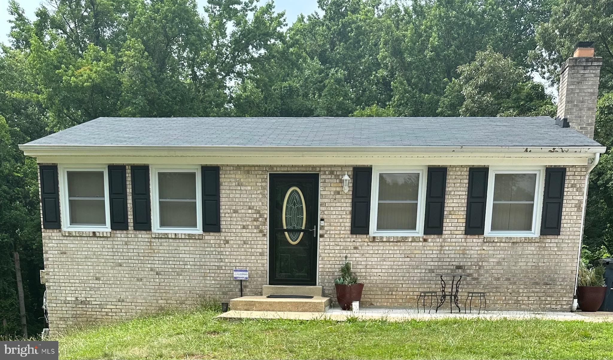 DANIA HILLS - Residential