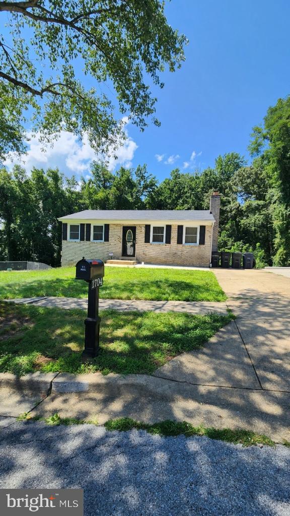 DANIA HILLS - Residential