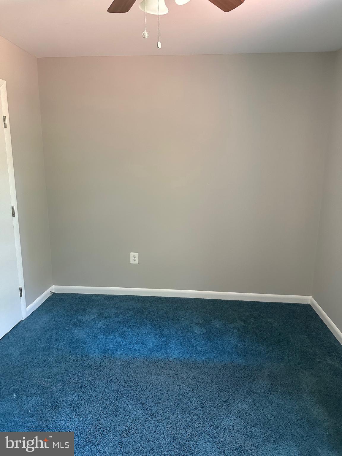 DANIA HILLS - Residential