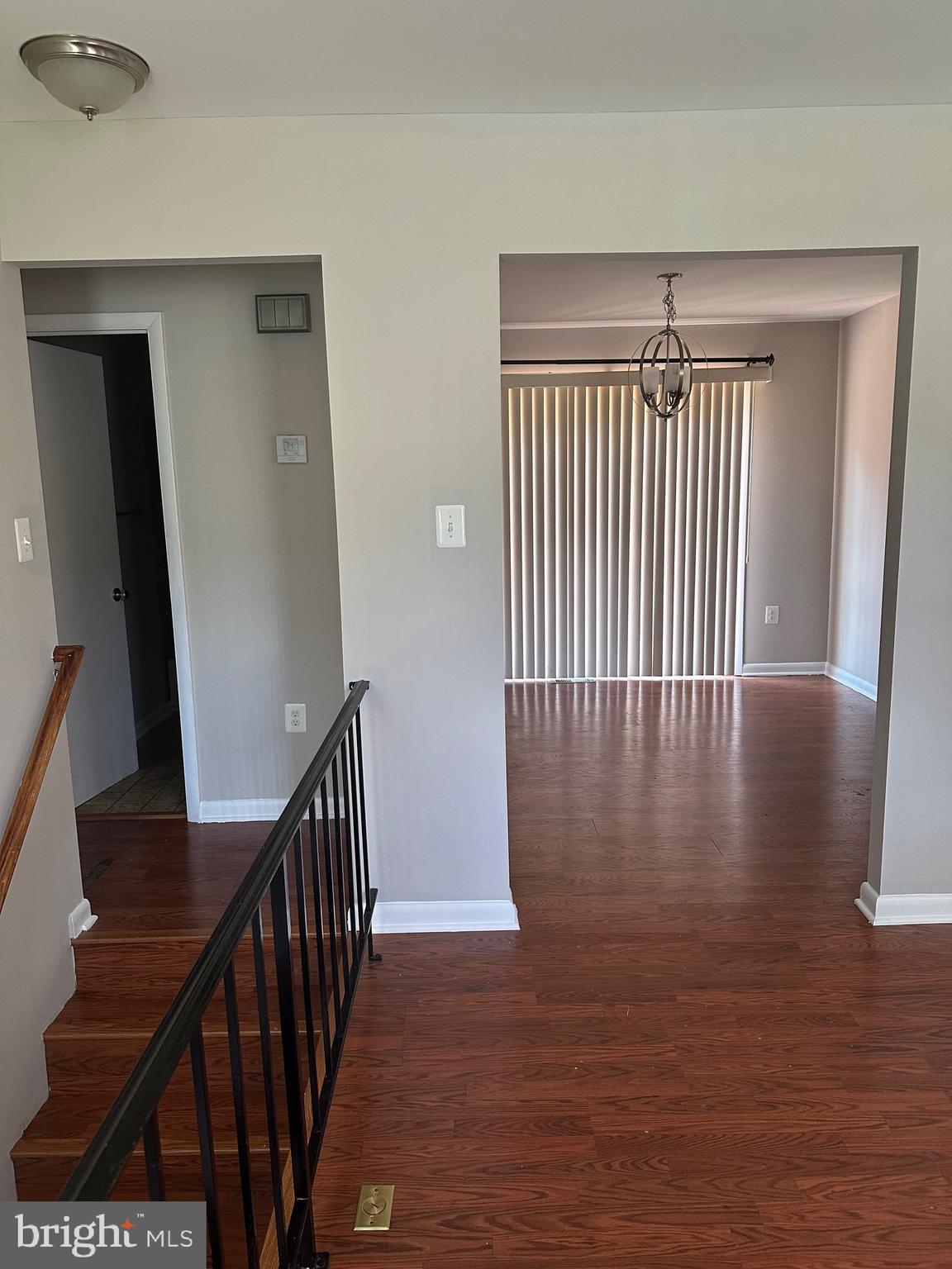 DANIA HILLS - Residential