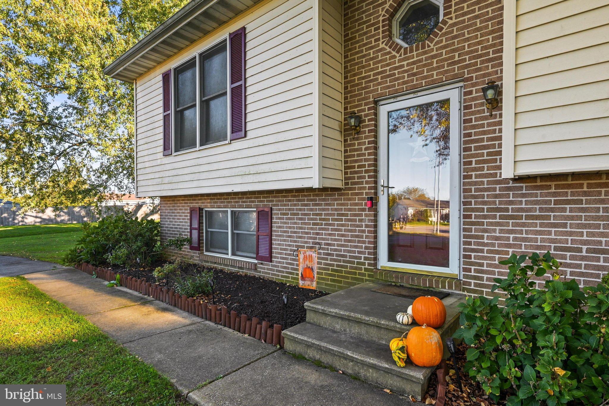 434 RYAN DRIVE