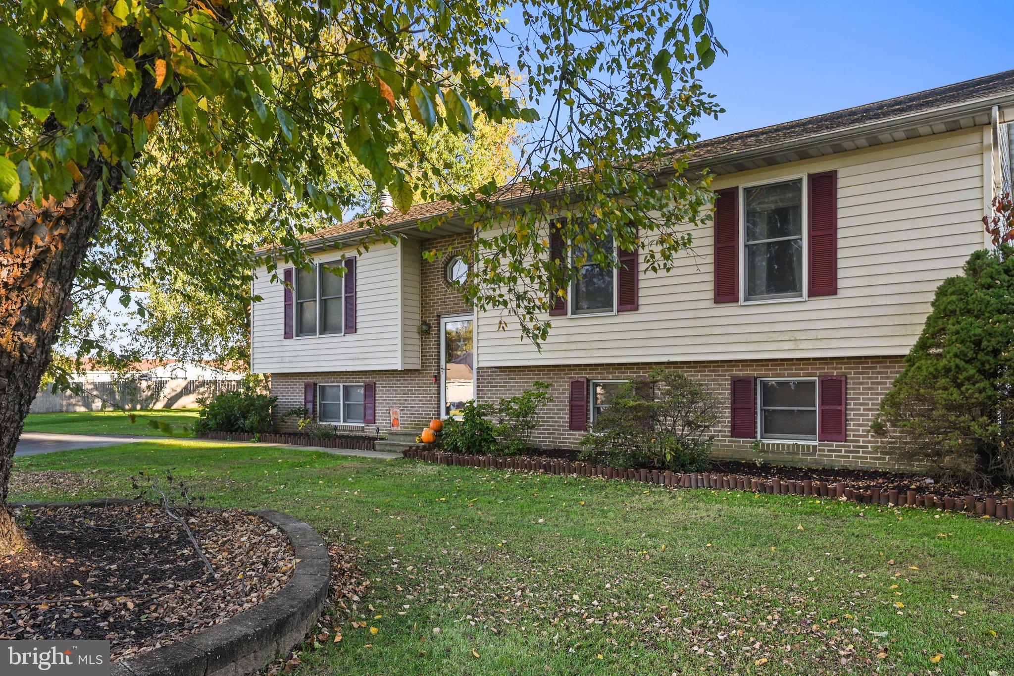 434 RYAN DRIVE