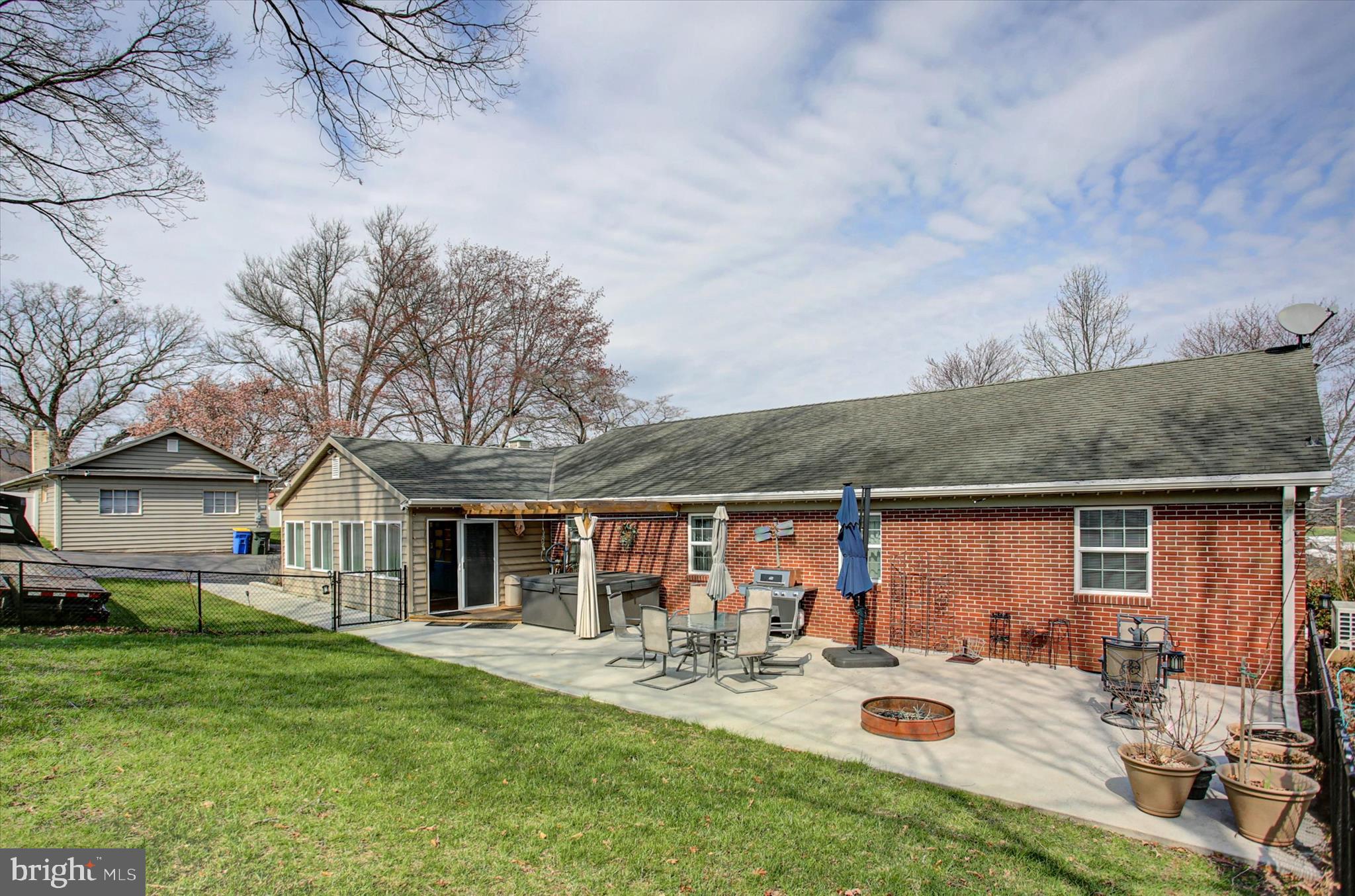 JACOBS MILL - Residential