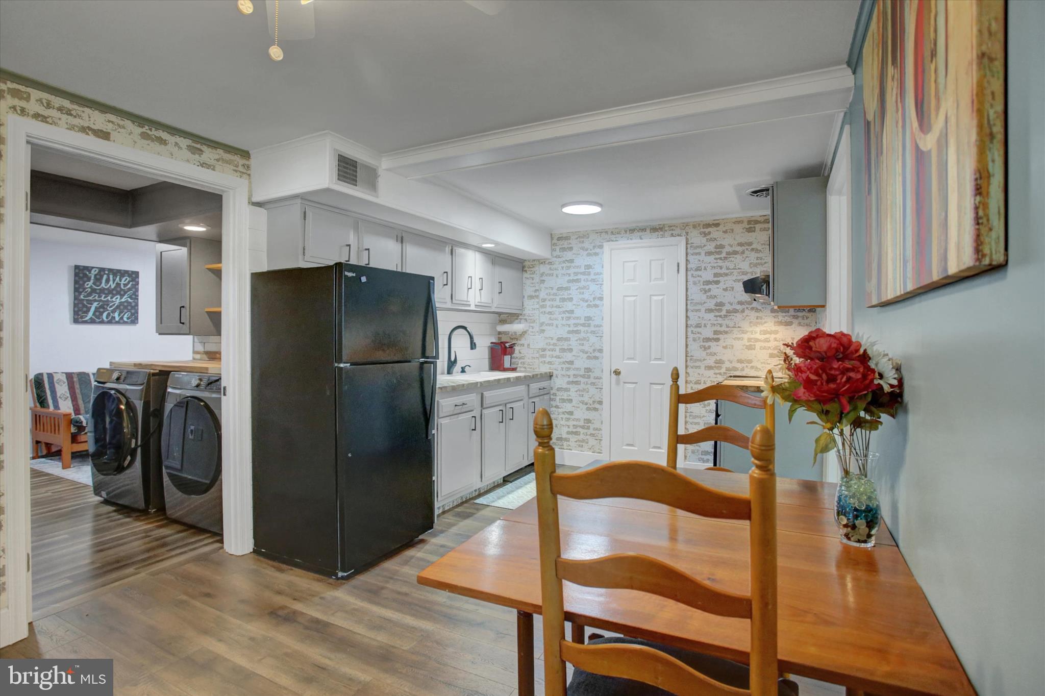 JACOBS MILL - Residential