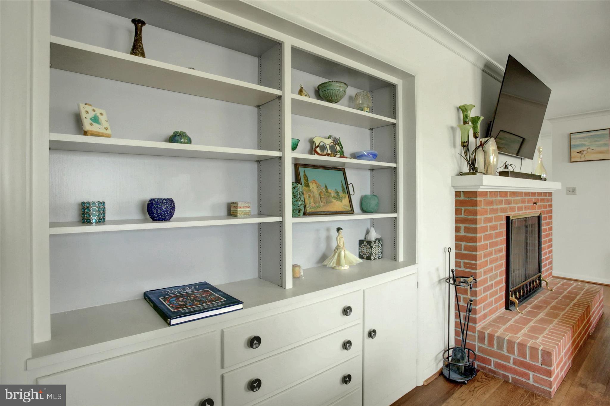 JACOBS MILL - Residential