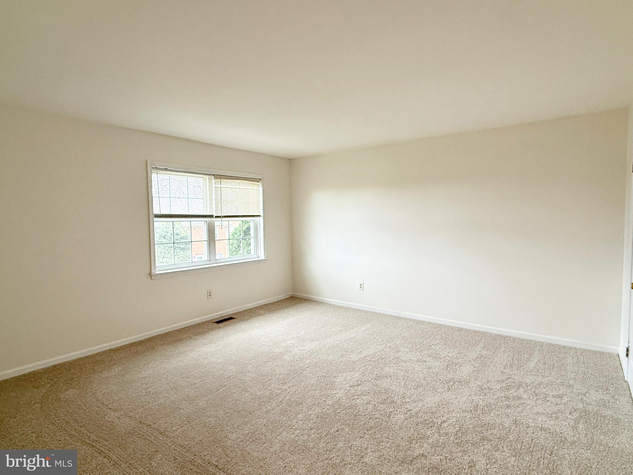 THE HIGHLANDS - Residential