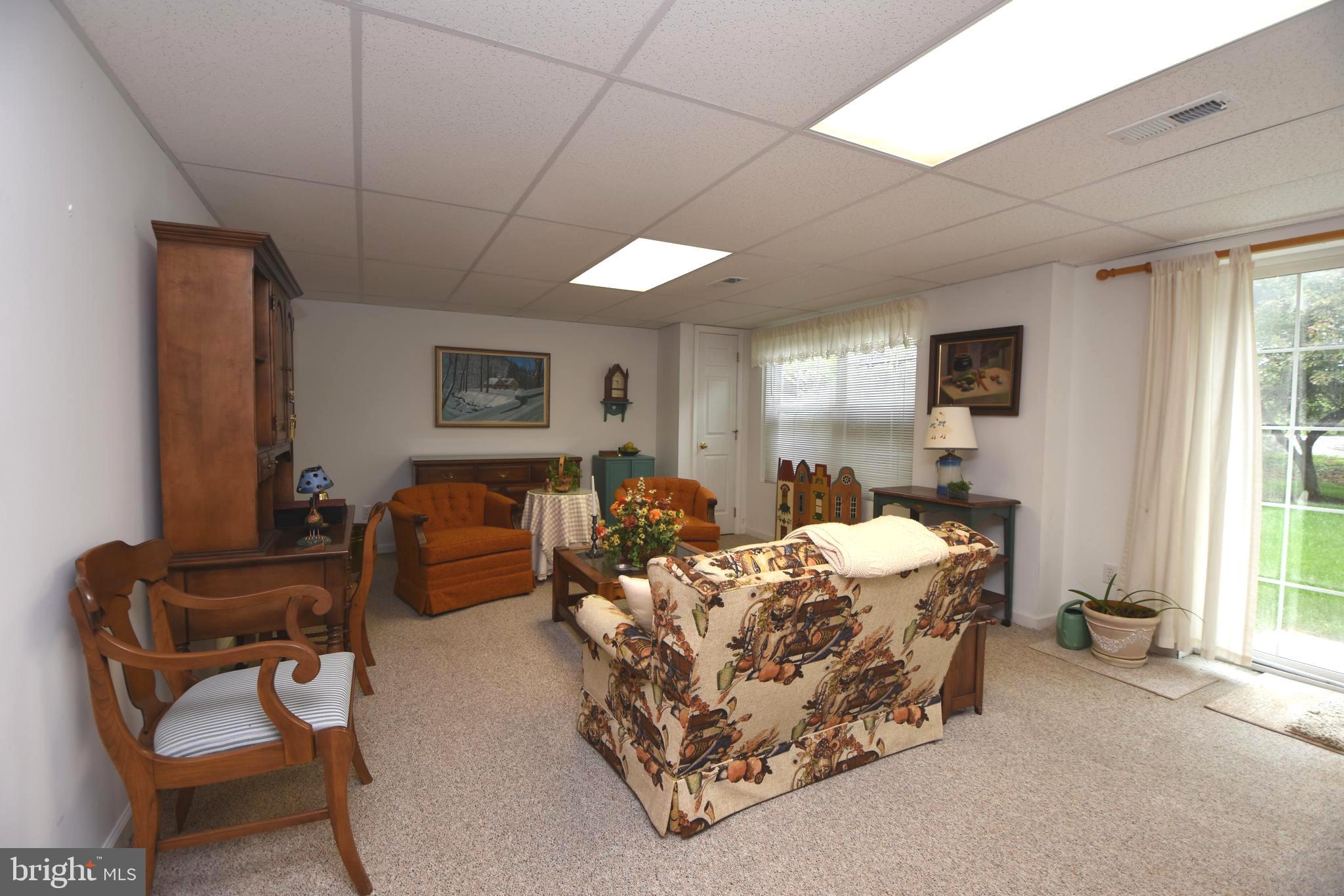 LIONSGATE - Residential