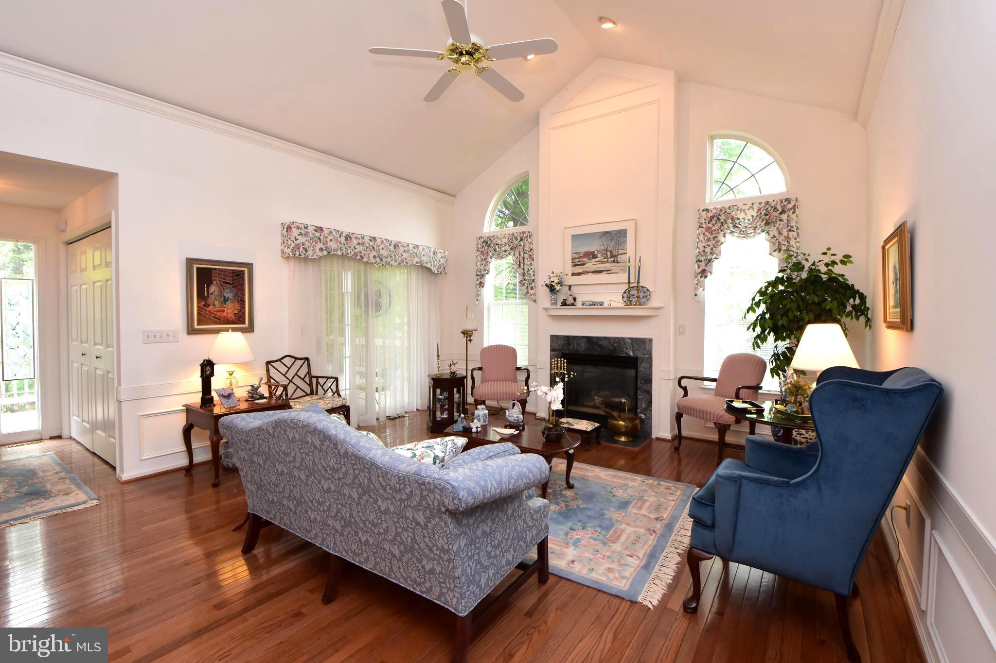 LIONSGATE - Residential