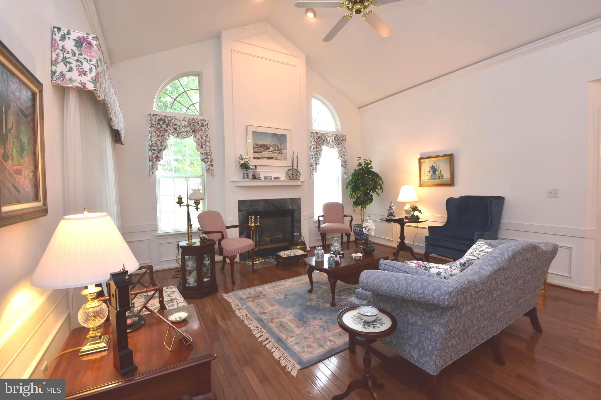 LIONSGATE - Residential