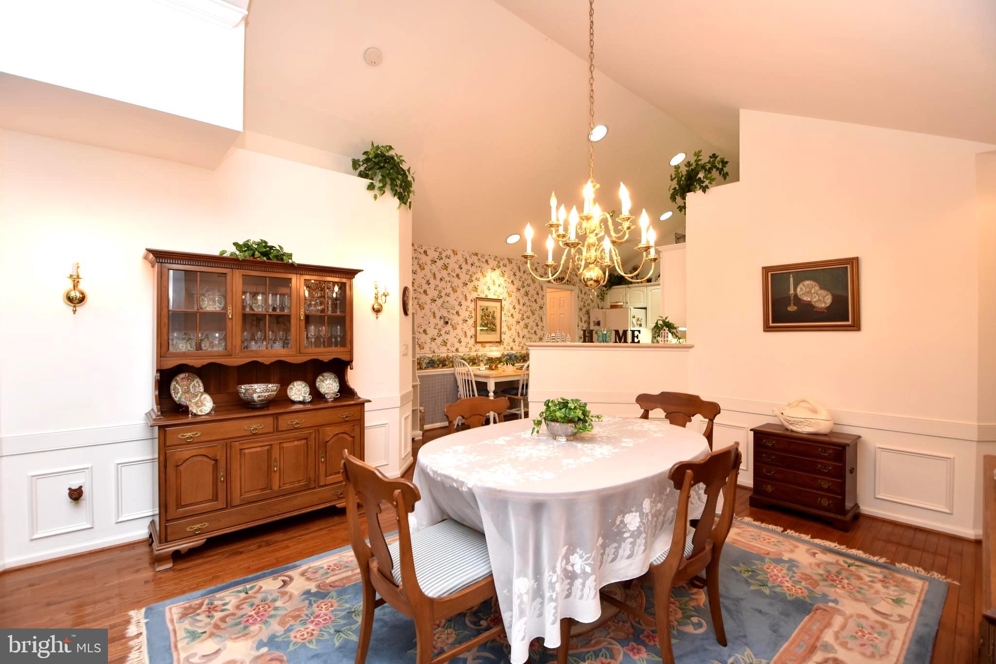 LIONSGATE - Residential