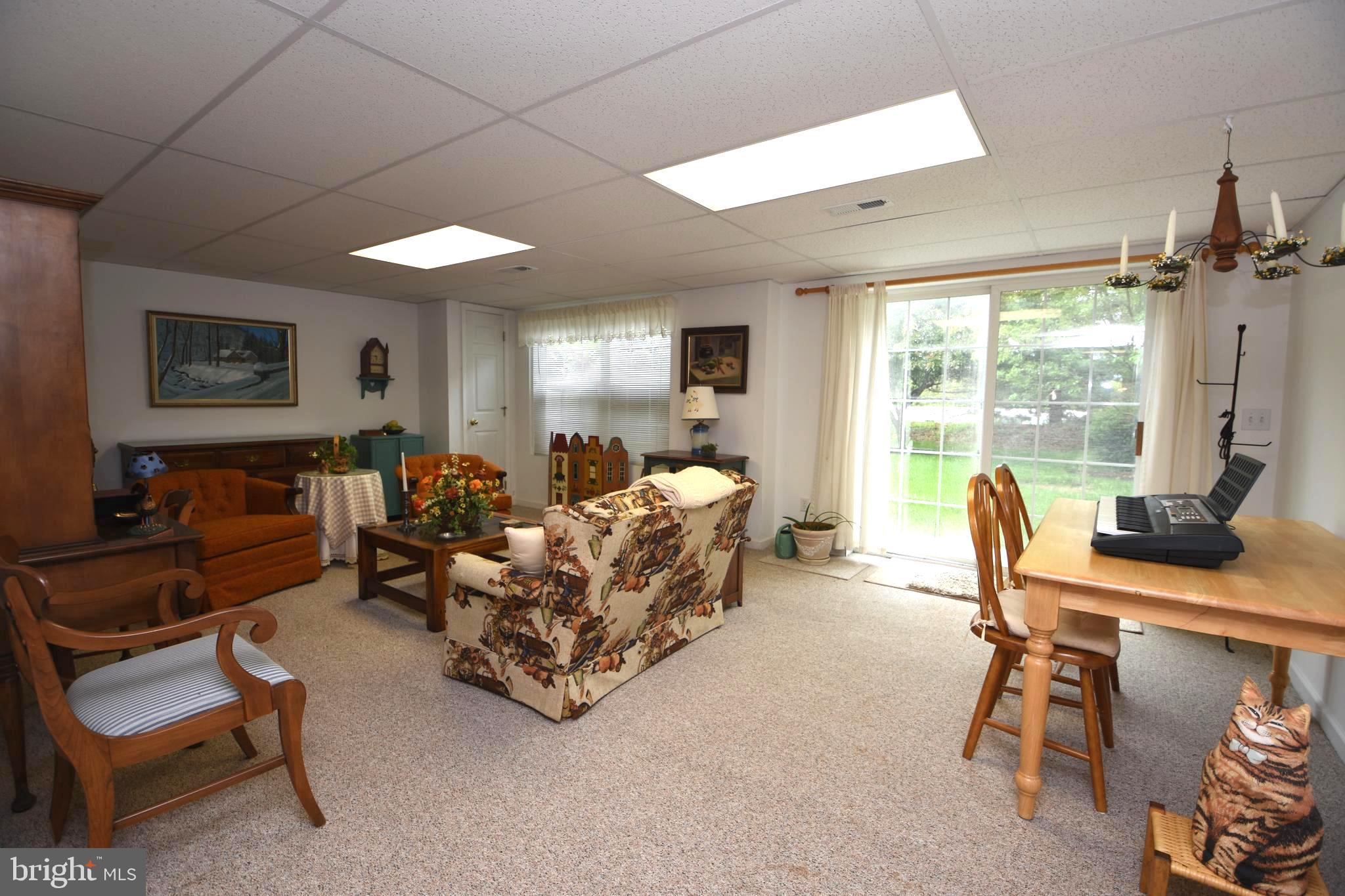 LIONSGATE - Residential