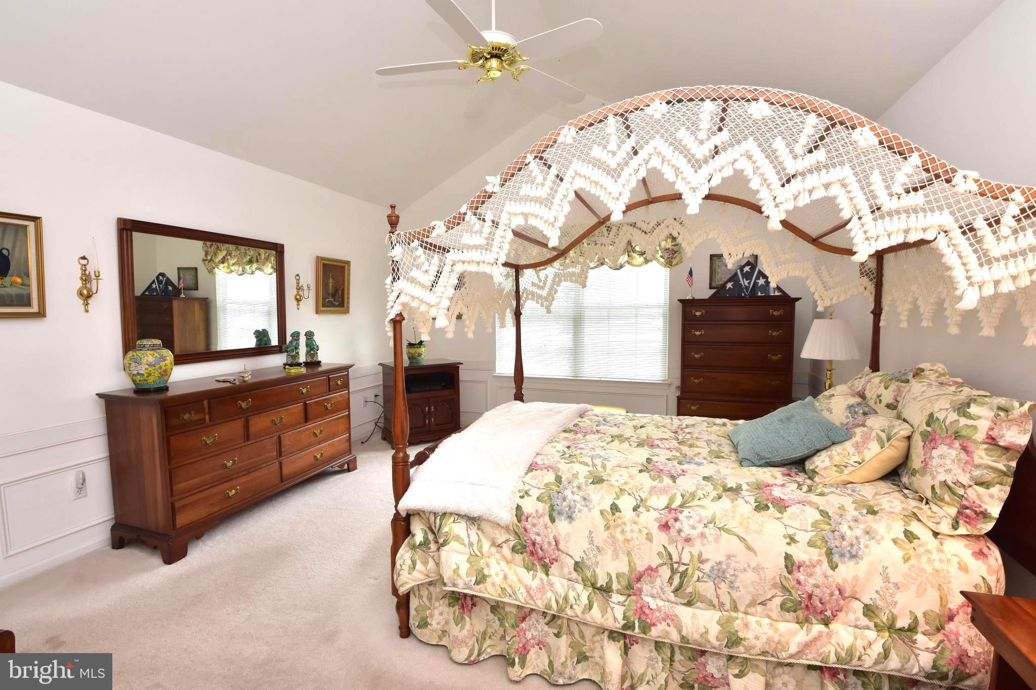 LIONSGATE - Residential