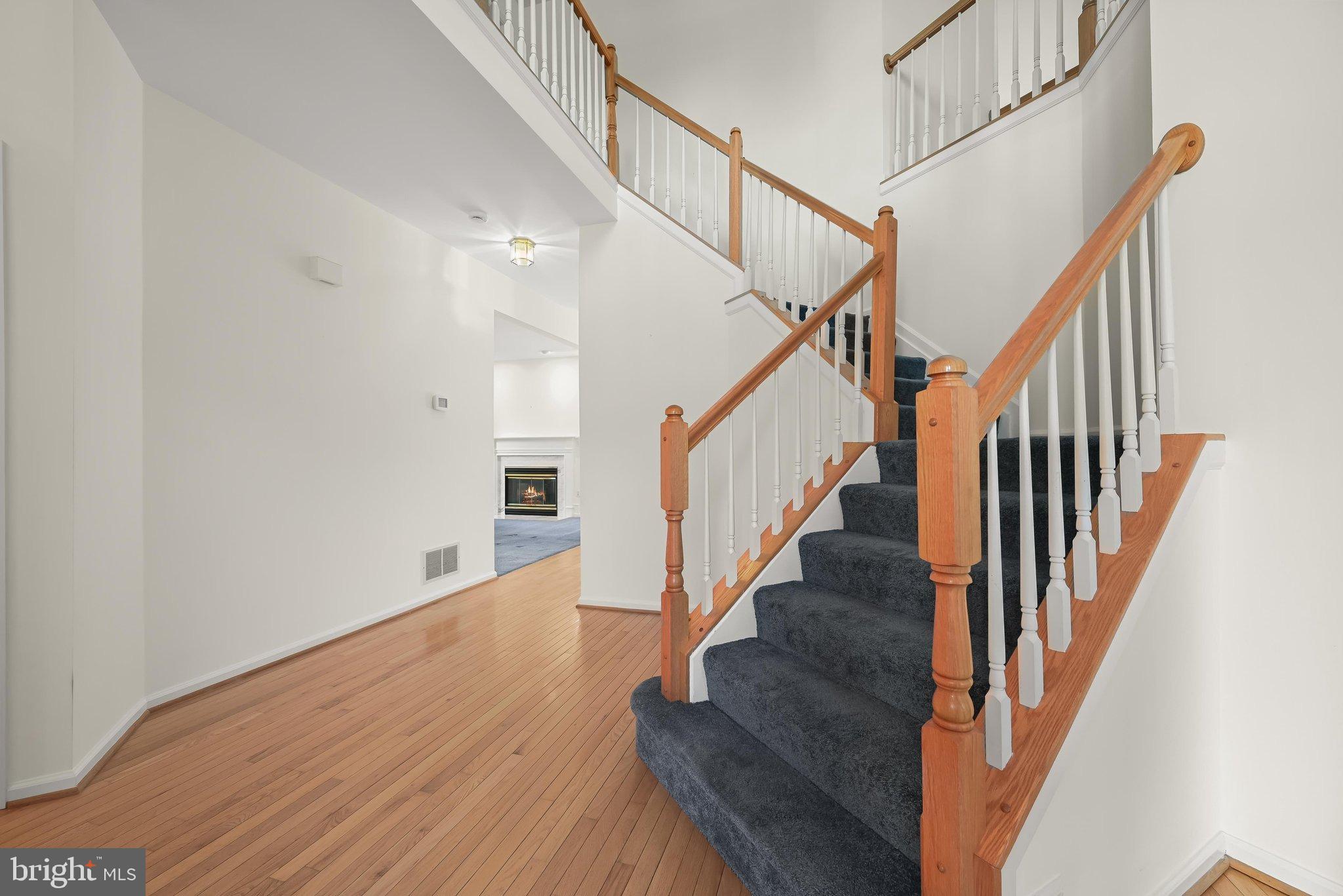9 HAY PASTURE COURT