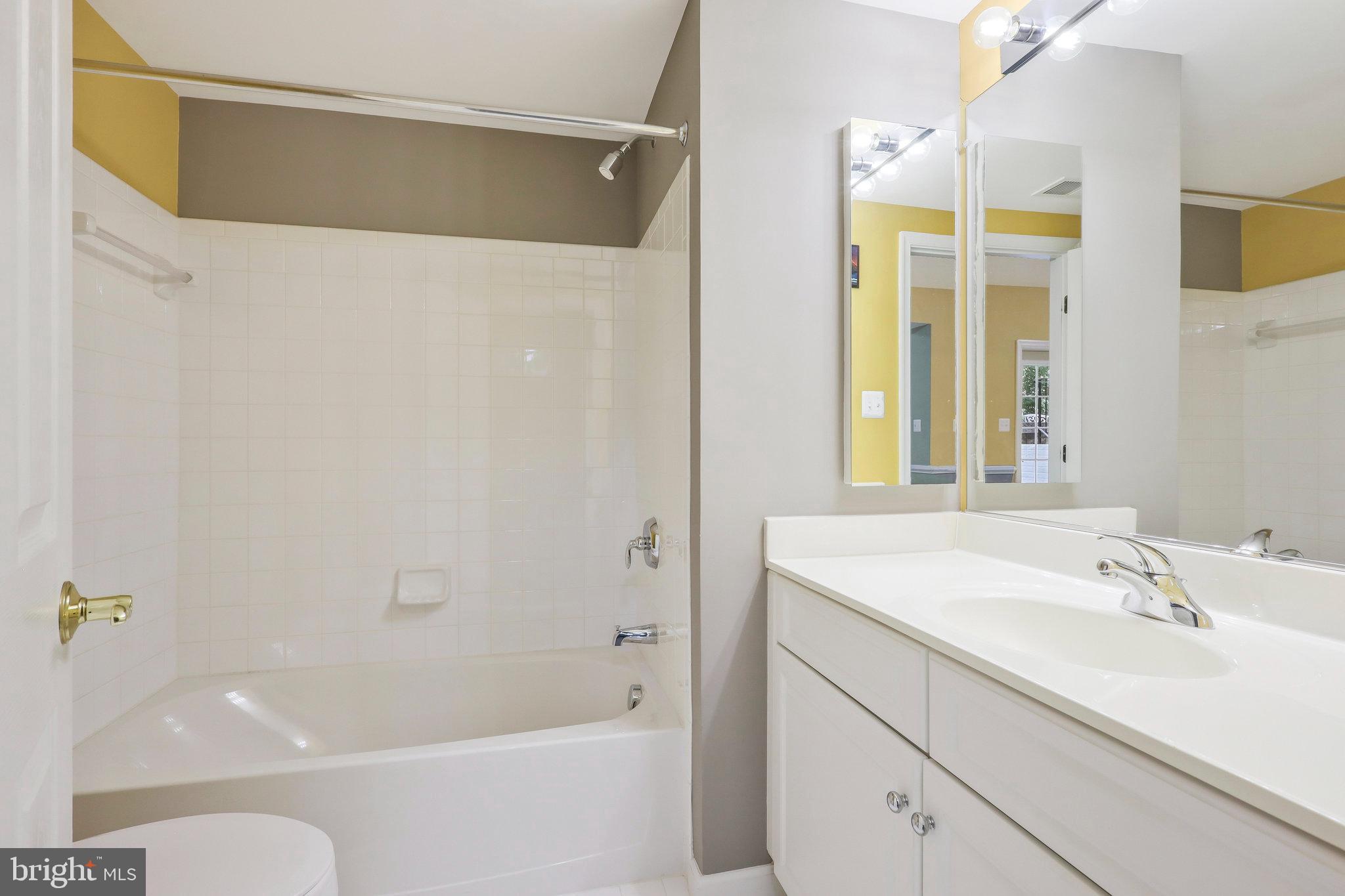 RESERVE AT MARTINS POINT - Residential