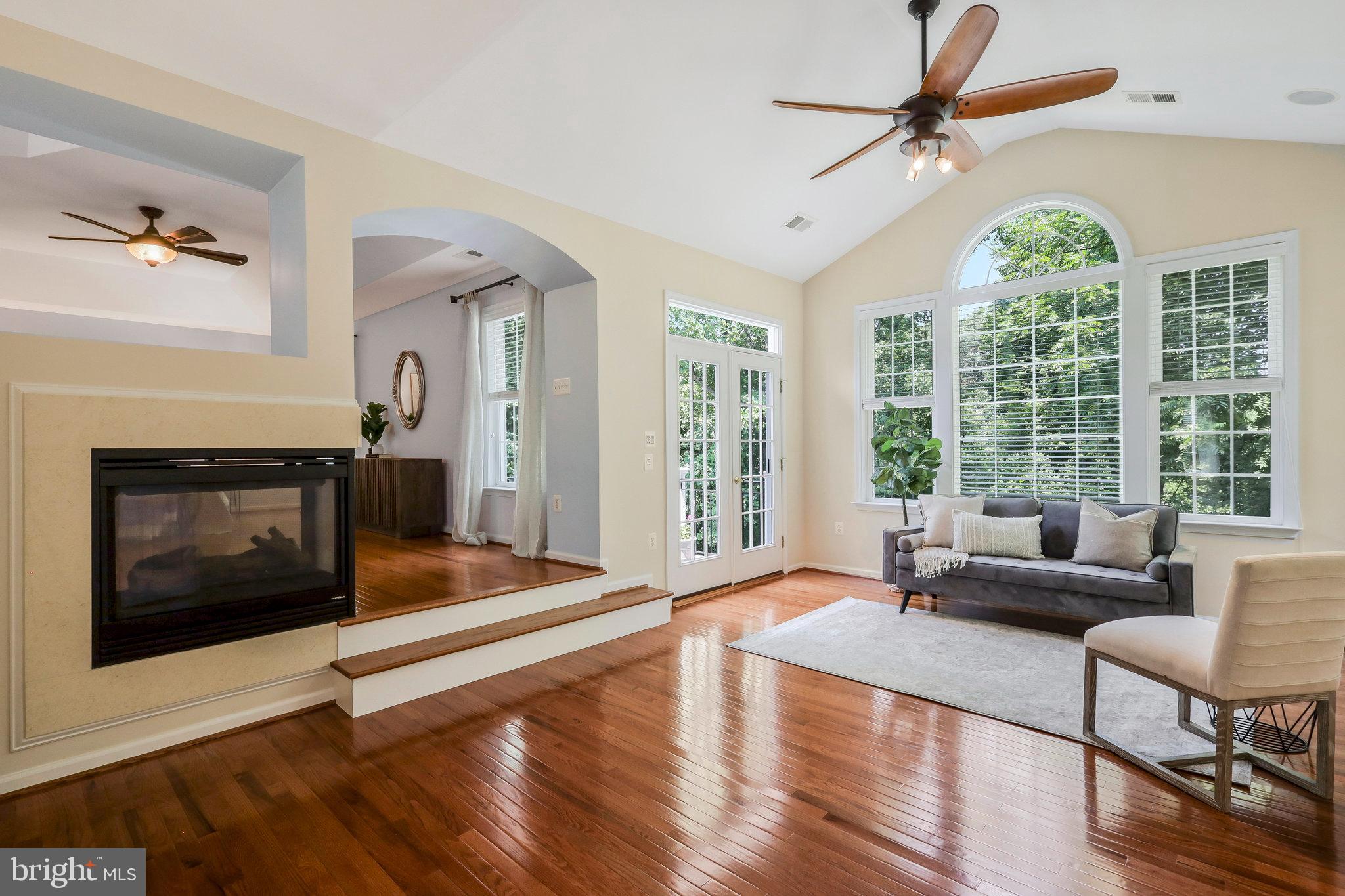 RESERVE AT MARTINS POINT - Residential