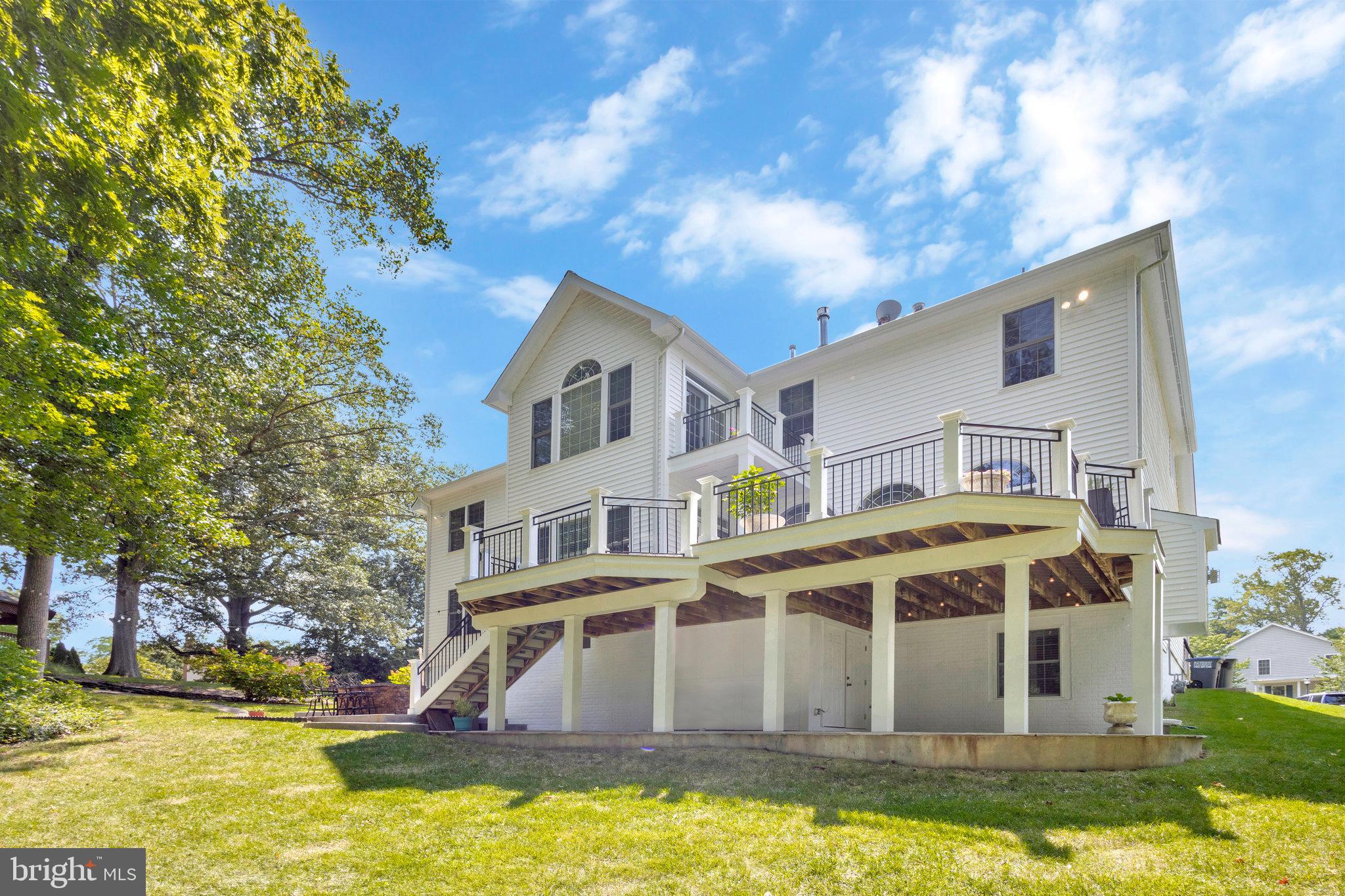 RESERVE AT MARTINS POINT - Residential