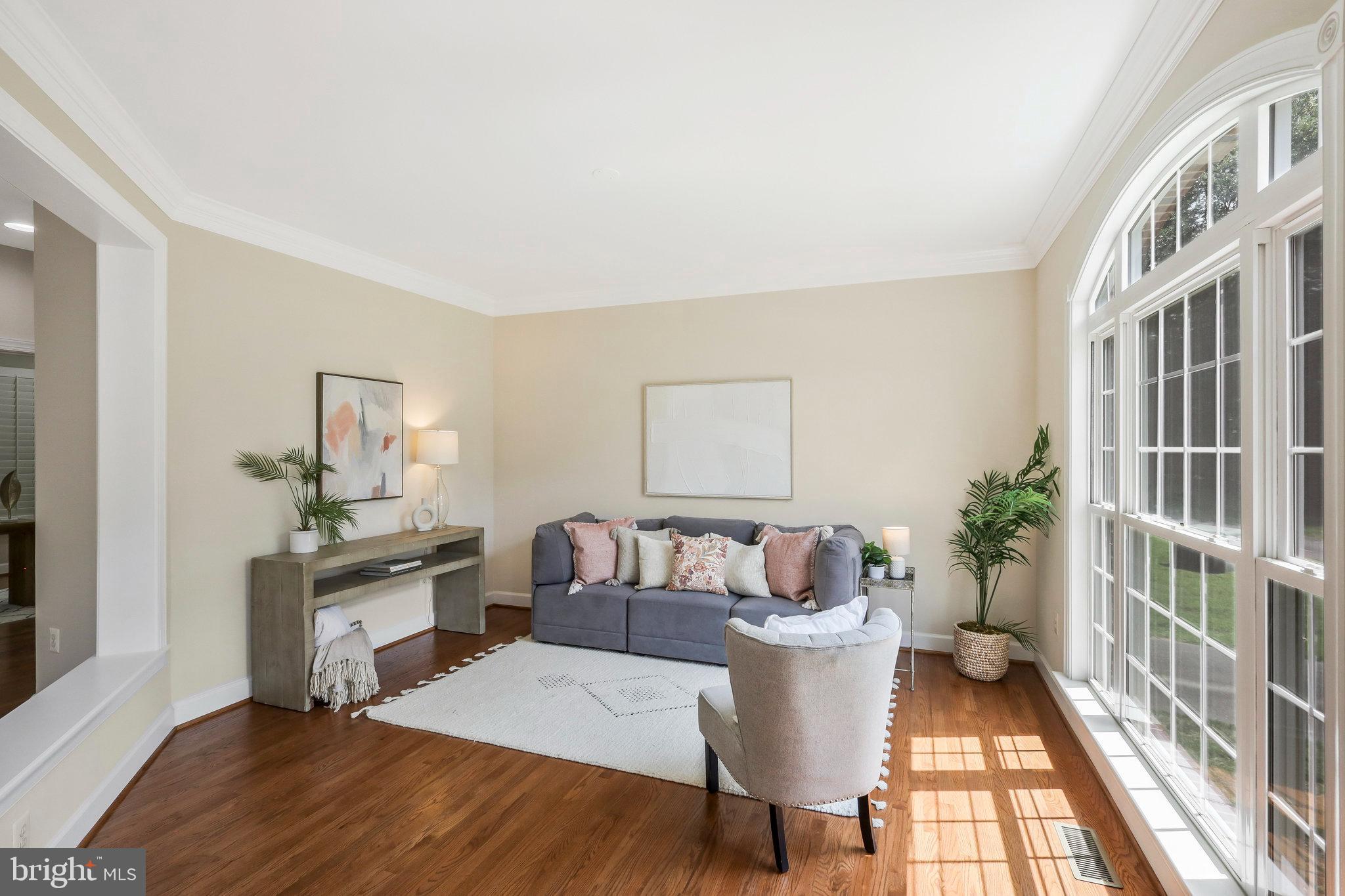 RESERVE AT MARTINS POINT - Residential