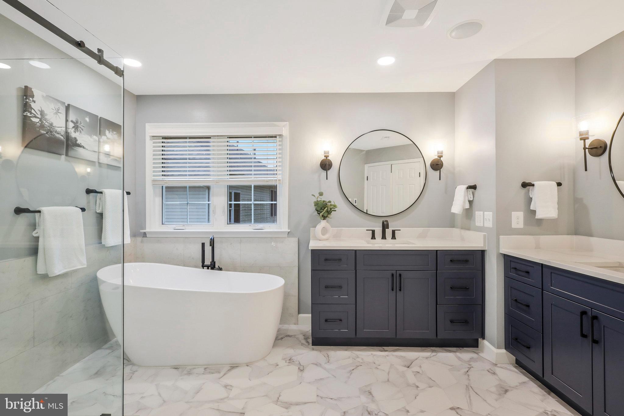 RESERVE AT MARTINS POINT - Residential