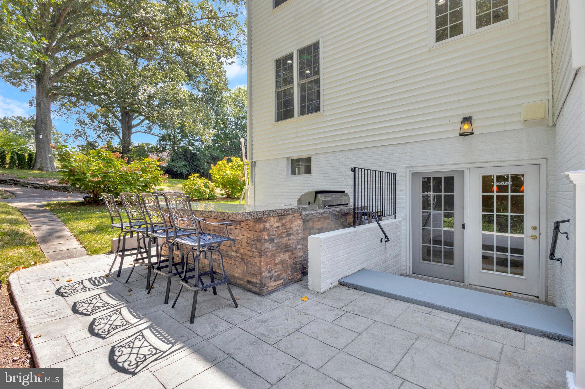 RESERVE AT MARTINS POINT - Residential