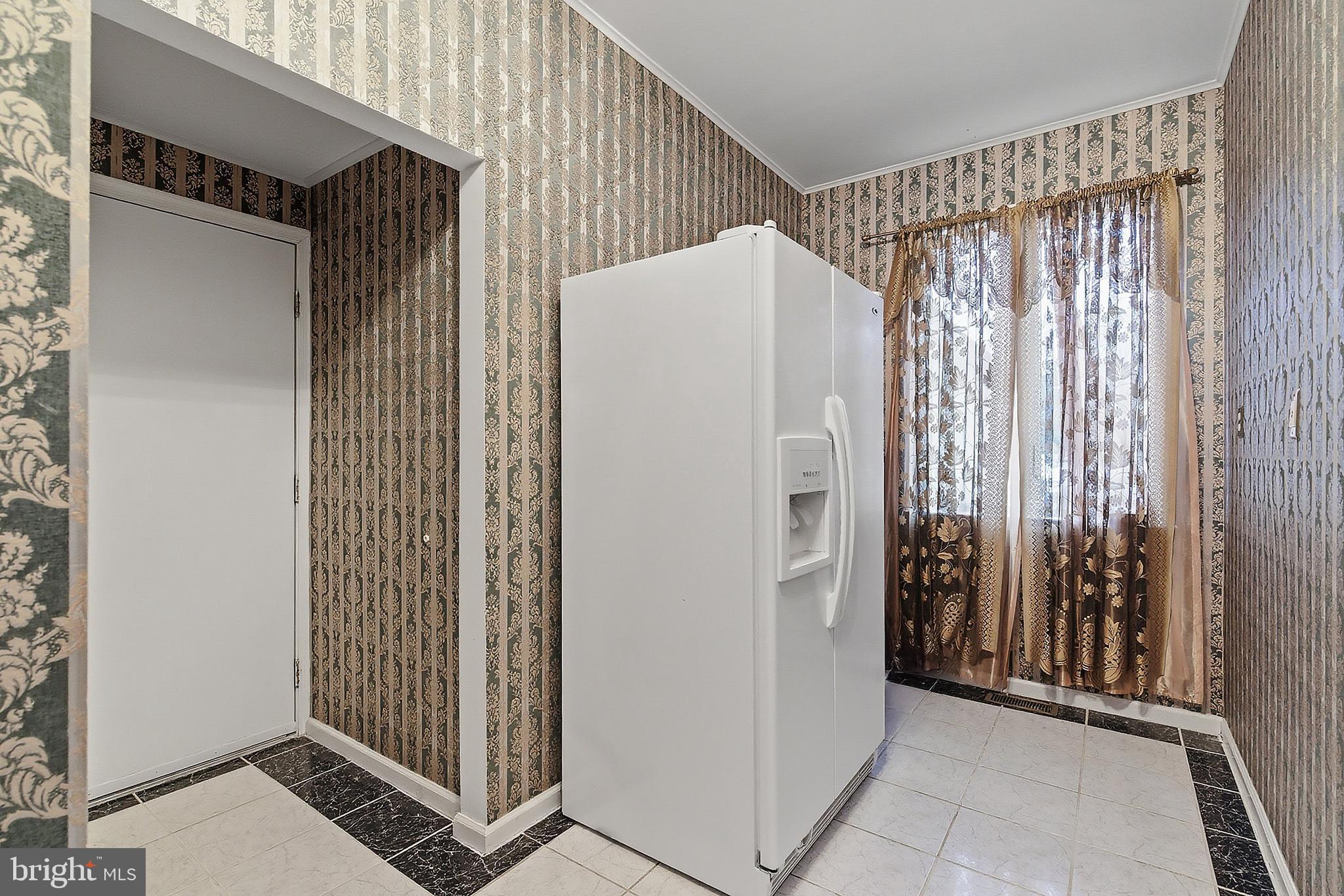 HUNTINGTON RIDGE - Residential