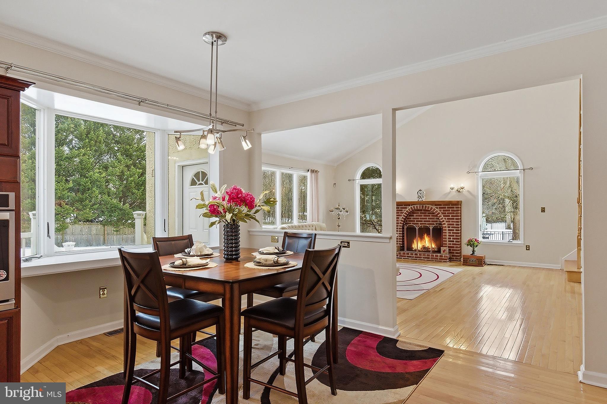 HUNTINGTON RIDGE - Residential