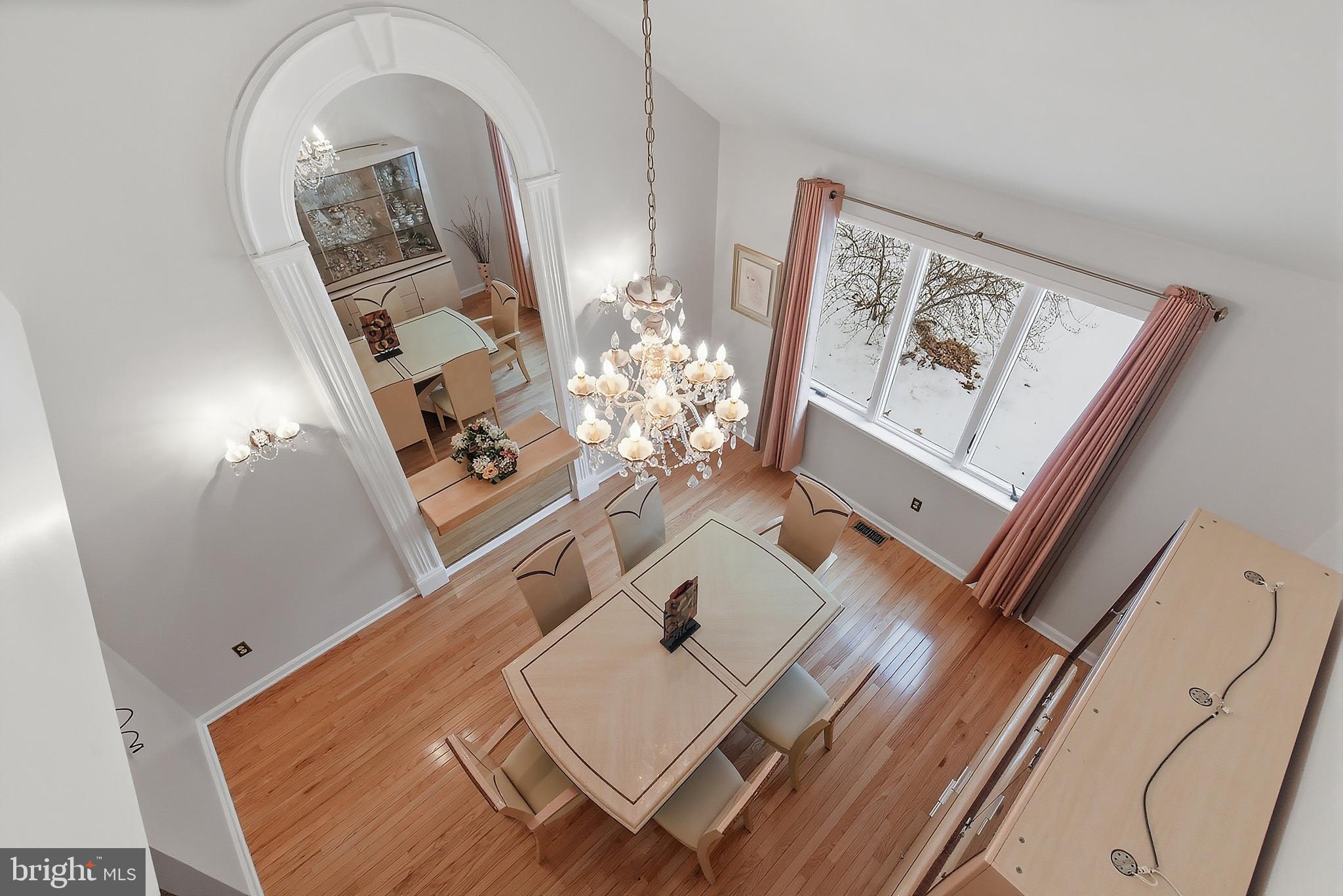 HUNTINGTON RIDGE - Residential