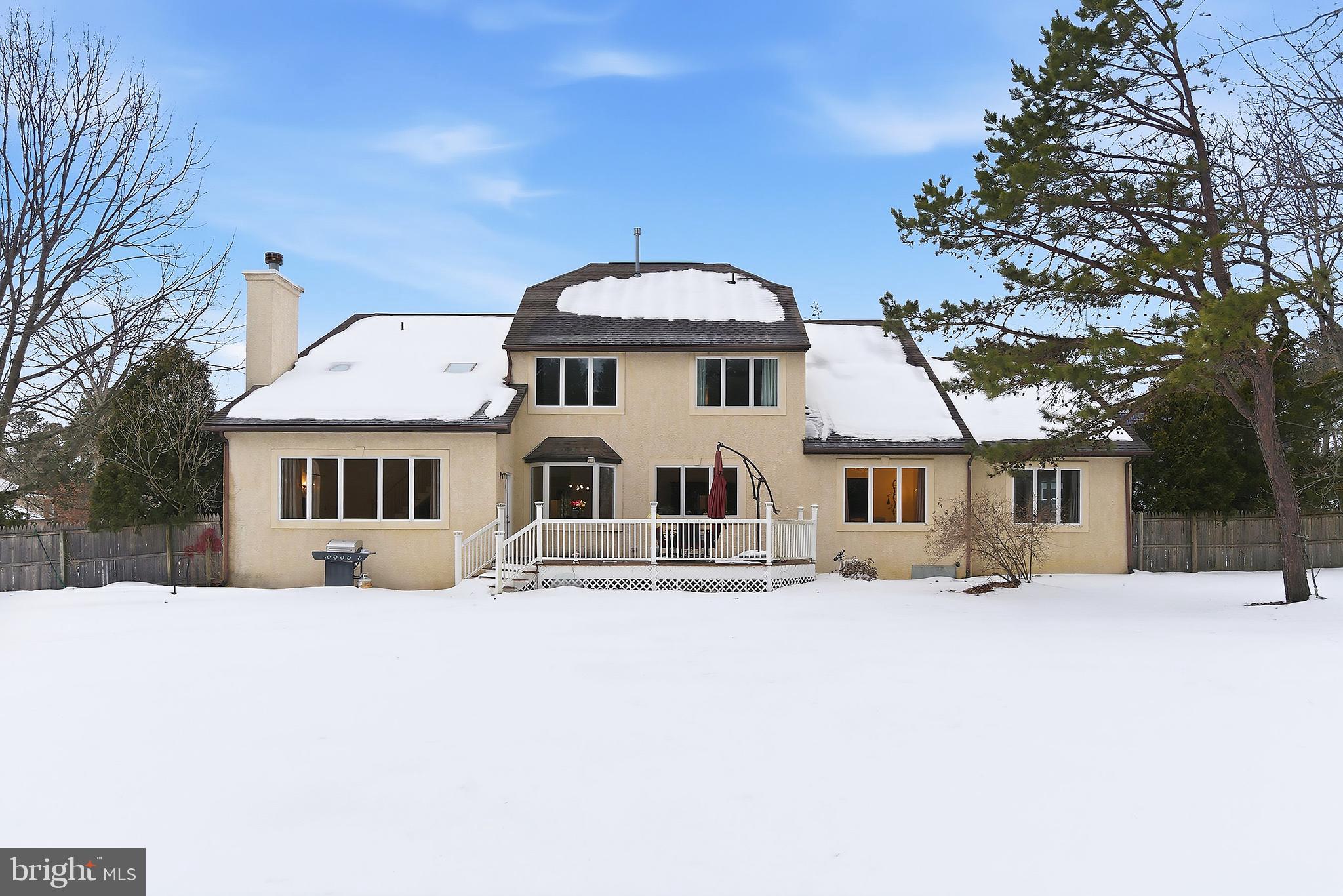 HUNTINGTON RIDGE - Residential