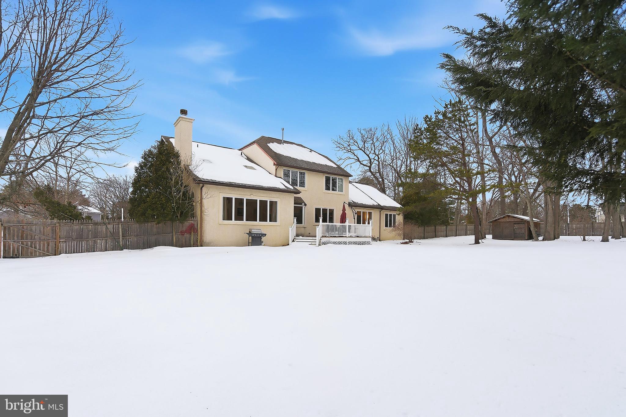 HUNTINGTON RIDGE - Residential