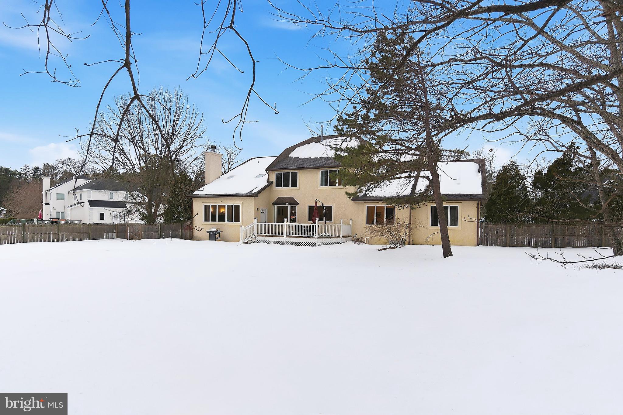 HUNTINGTON RIDGE - Residential