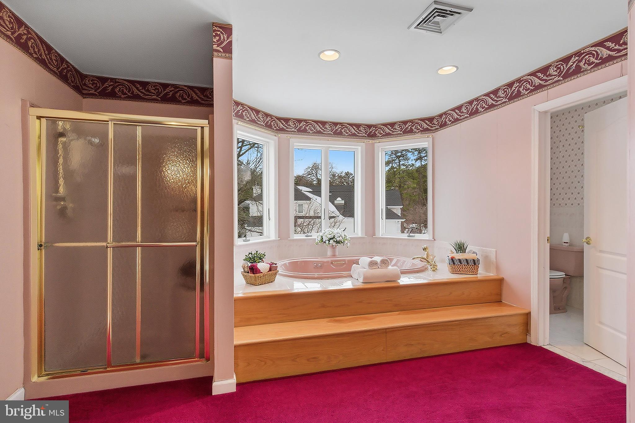 HUNTINGTON RIDGE - Residential