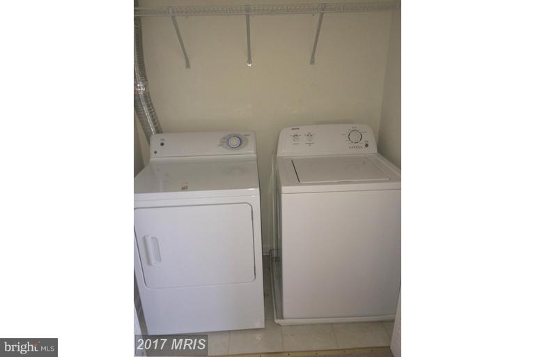 SOUTH RIDING - Residential Lease