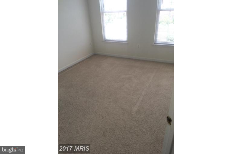 SOUTH RIDING - Residential Lease