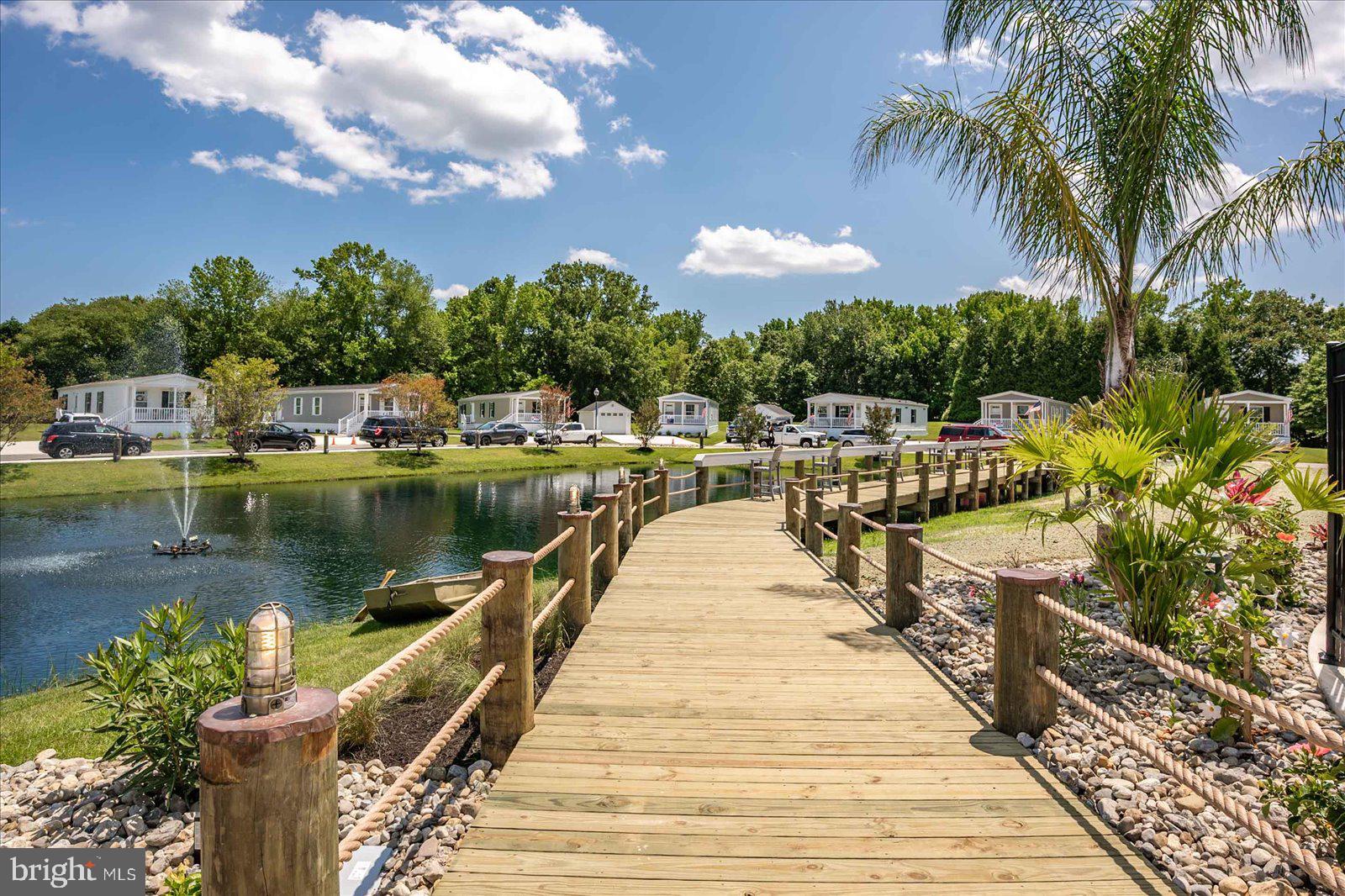 SALT LIFE PARK LLC - Residential