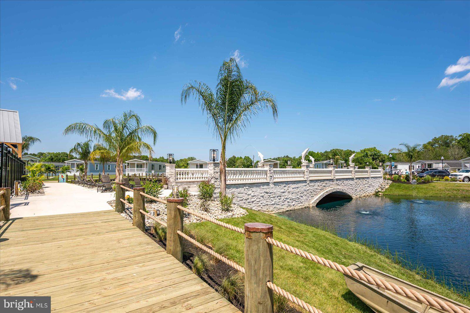 SALT LIFE PARK LLC - Residential