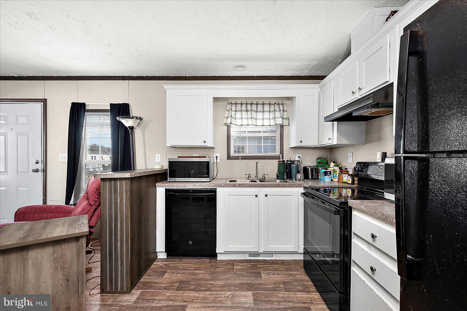 SALT LIFE PARK LLC - Residential