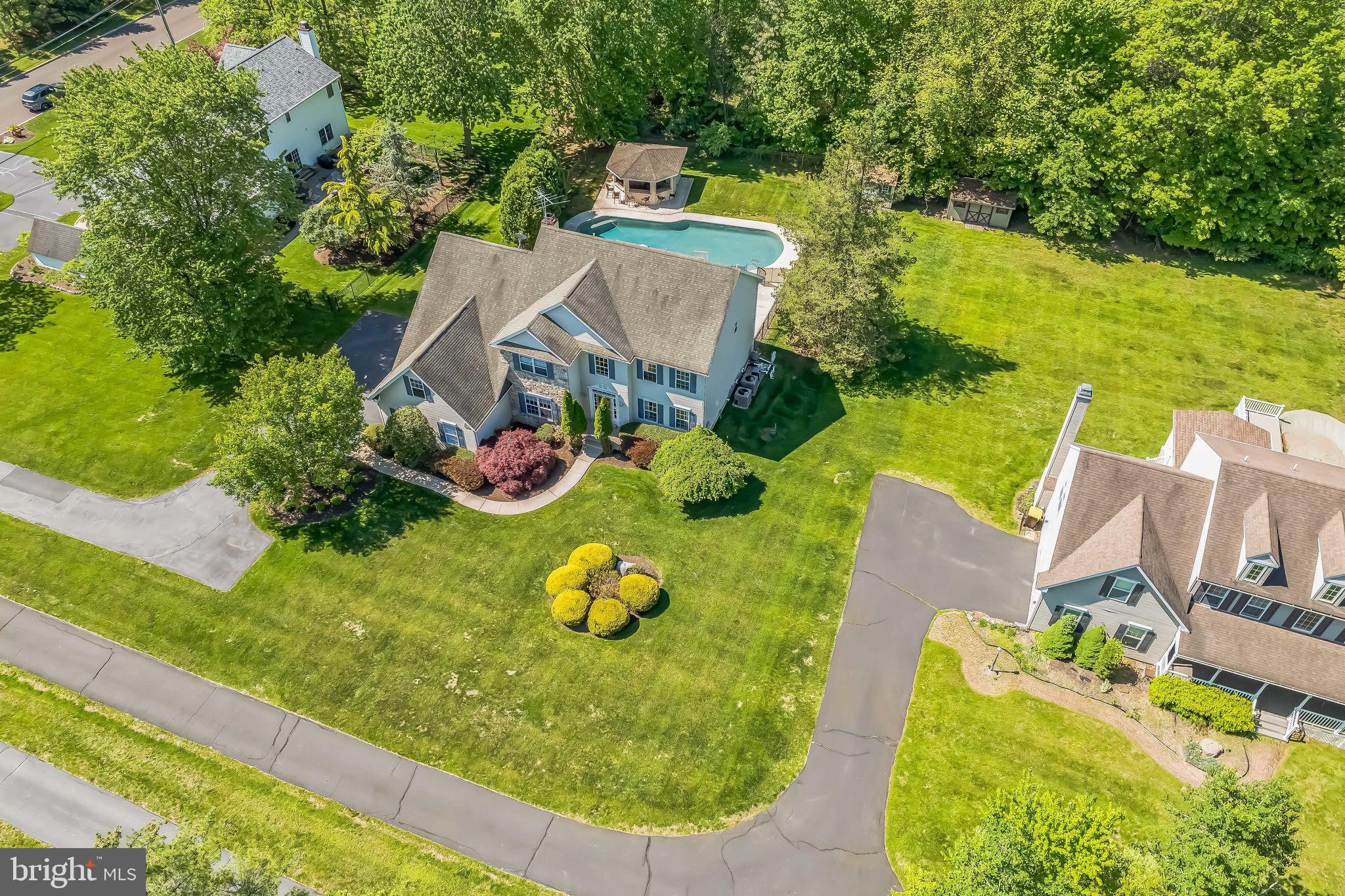 1018 DICKERSON ROAD