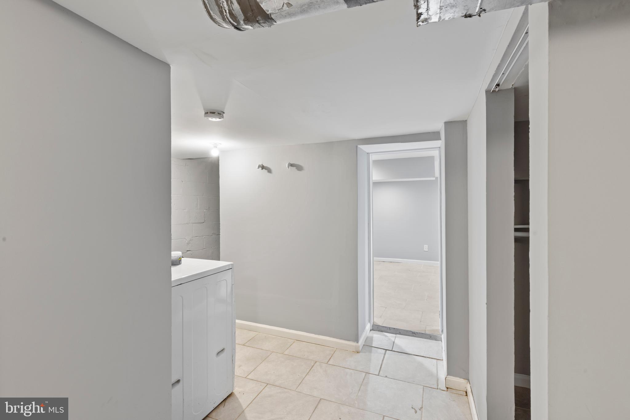 BROOKLYN - Residential